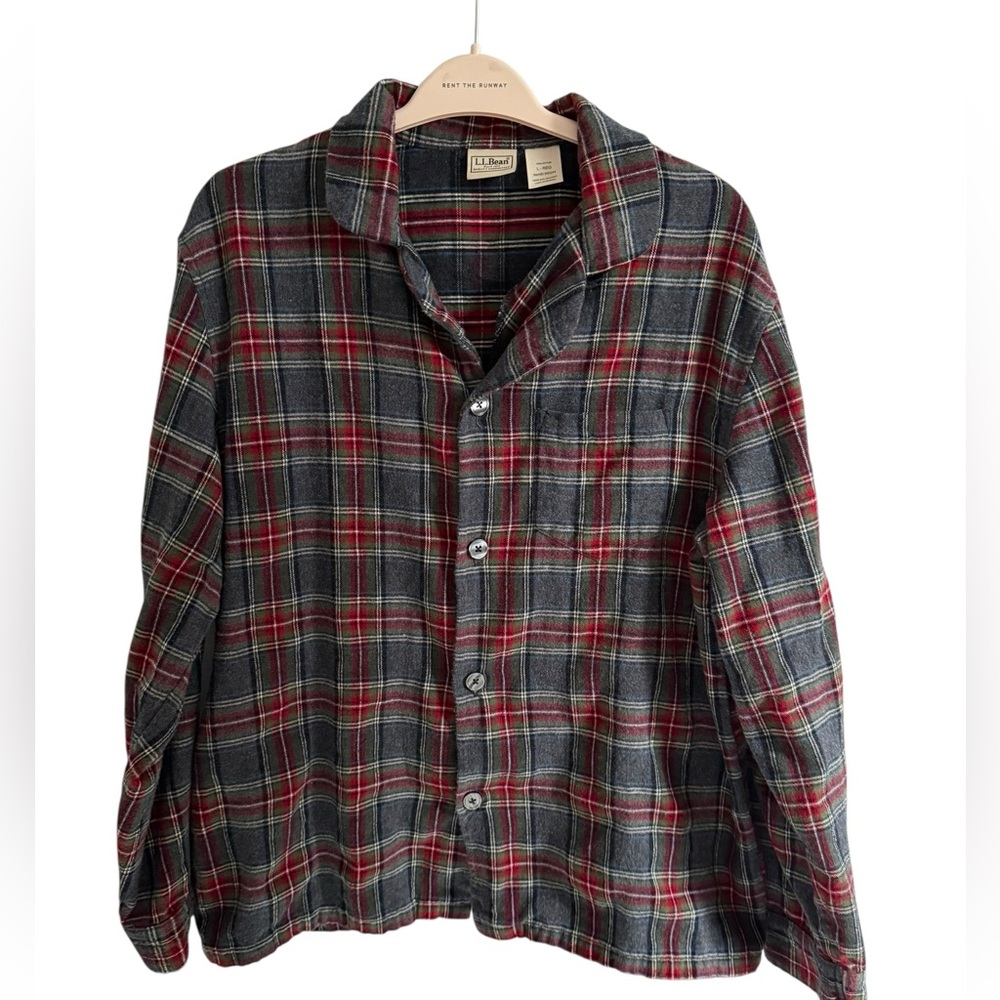 L.L. Bean Men’s Cotton Red and Gray Plaid Flannel in Grey Stewart, Size Large